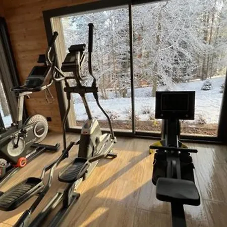 Luxe Et Confort Au Bord Du Golf - 8 Pers, Prive, Piscine, Salle De Sport, Nombreuses Activites - Fr-1-582-380 * Le Chambon-sur-Lignon